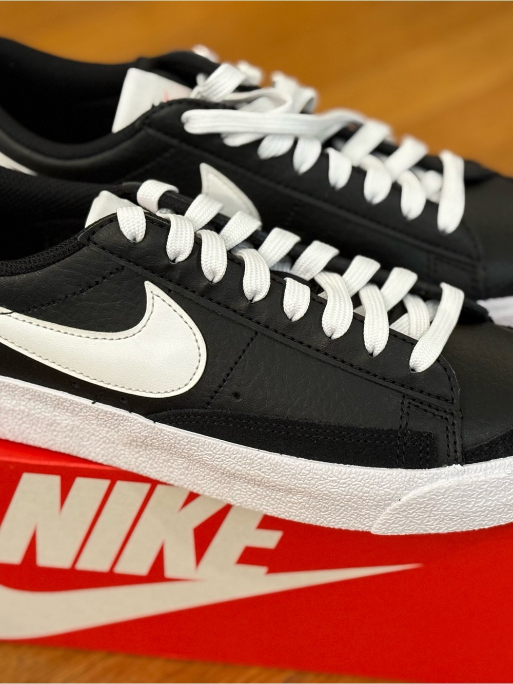 NIB Nike Blazer Low 77 Black & White Sneakers 6Y youth also 7.5 women